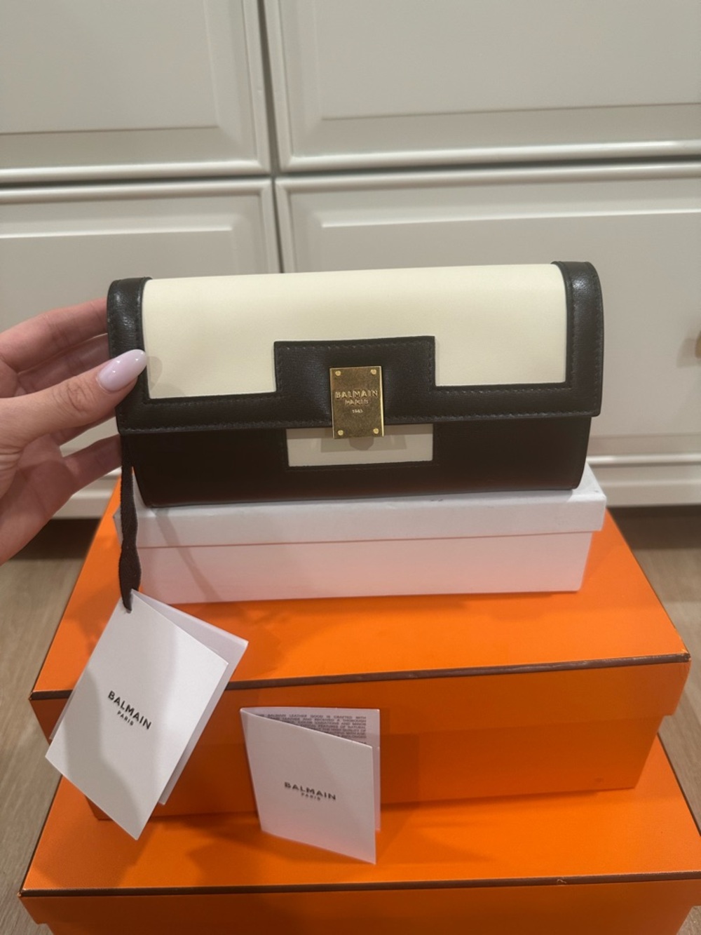 NWT Balmain 1945 Heritage Black & Ivory Long Wallet - Picture 2 of 8